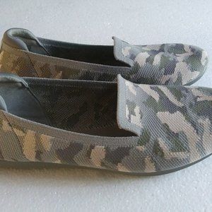 Clarks Camo Cloud Stepper Carly Dream Shoes Flats Slip On Womens 8.5 N…